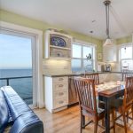 Gallery 19 - A Rolling Bay Beachfront Home