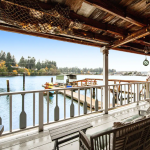 Gallery 3 - Adorable single-level, waterfront getaway with full kitchen, dock & kayaks