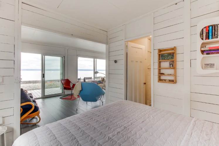 Gallery 15 - Stylish 3BR Oceanfront Deck W/D
