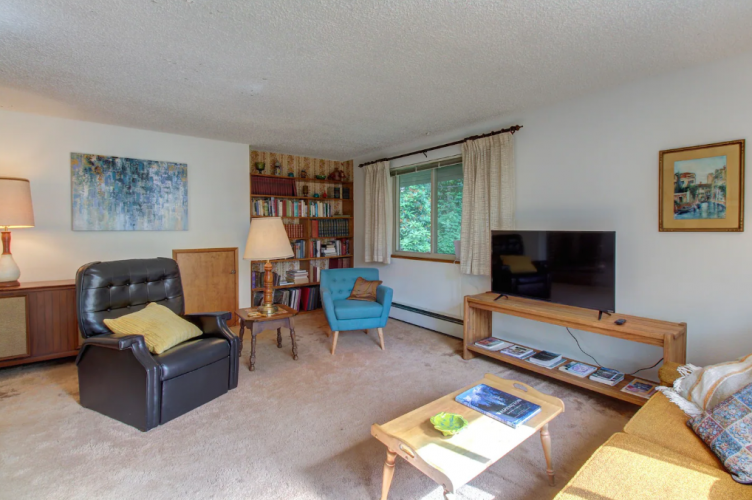 Gallery 5 - Relaxing 3BR Dog-Friendly Woodstove Deck