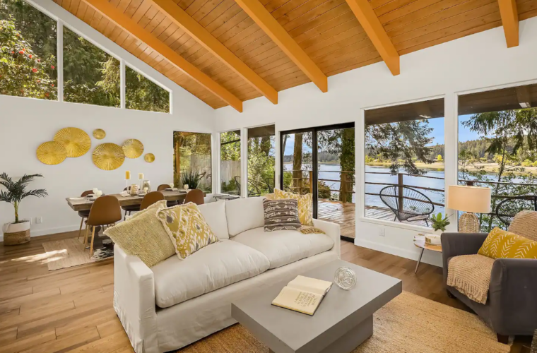 Gallery 2 - Updated beachfront home with private beach
